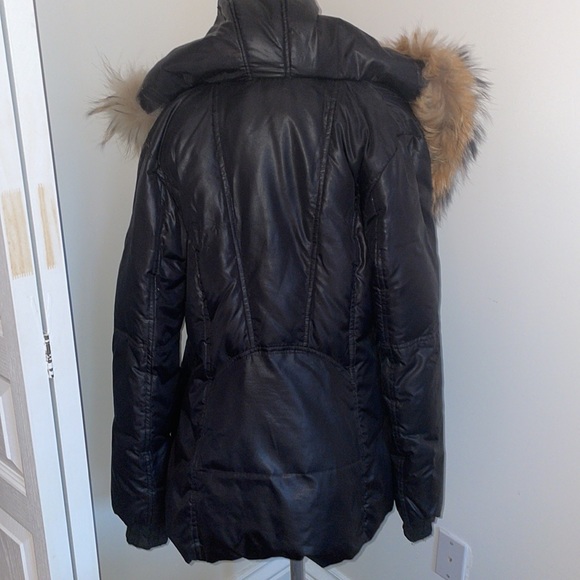 Fur trim coat - Picture 4 of 15